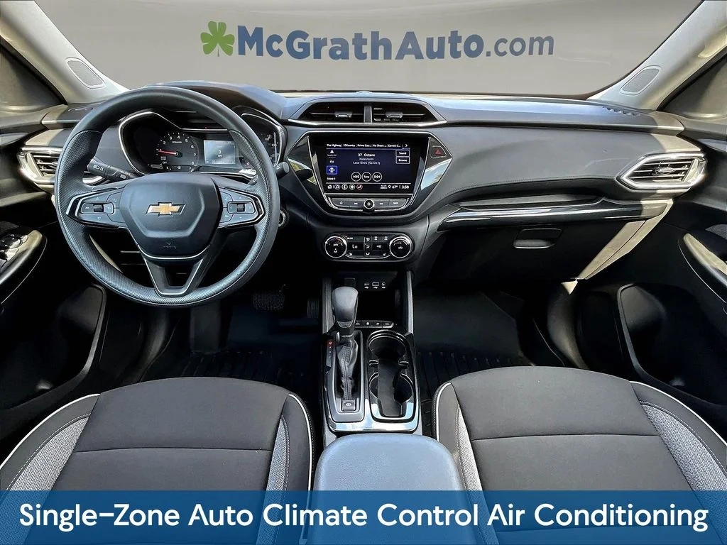 Used 2023 White Chevrolet LT image 10
