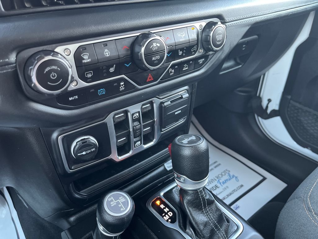 Used 2024 White Jeep Sahara 4xe image 19