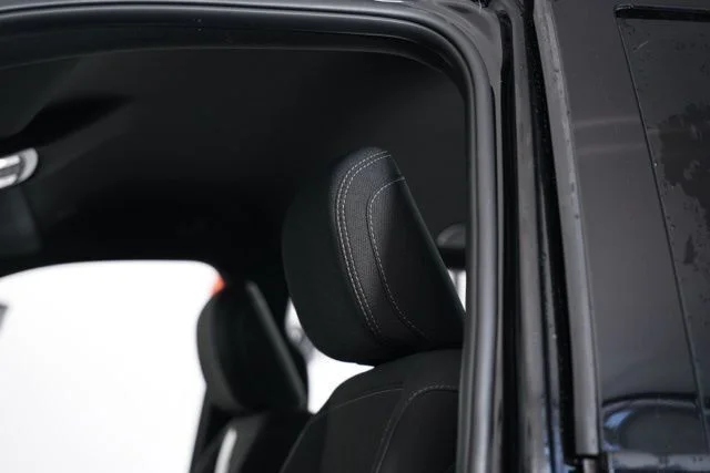 New 2026 Diamond Black Crystal Pearl-Coat Exterior Paint RAM Big Horn image 26