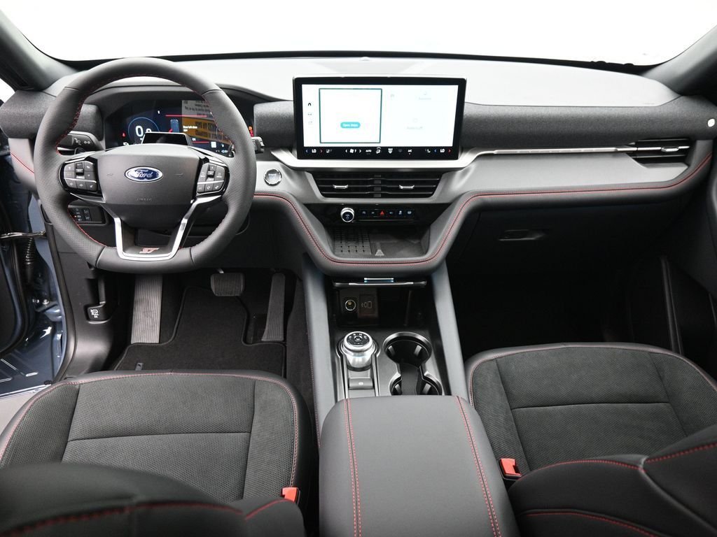 2025 Ford Explorer ST - Photo 25