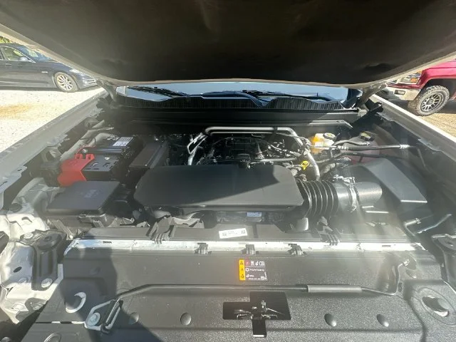 Used 2026 White Chevrolet Trail Boss image 39