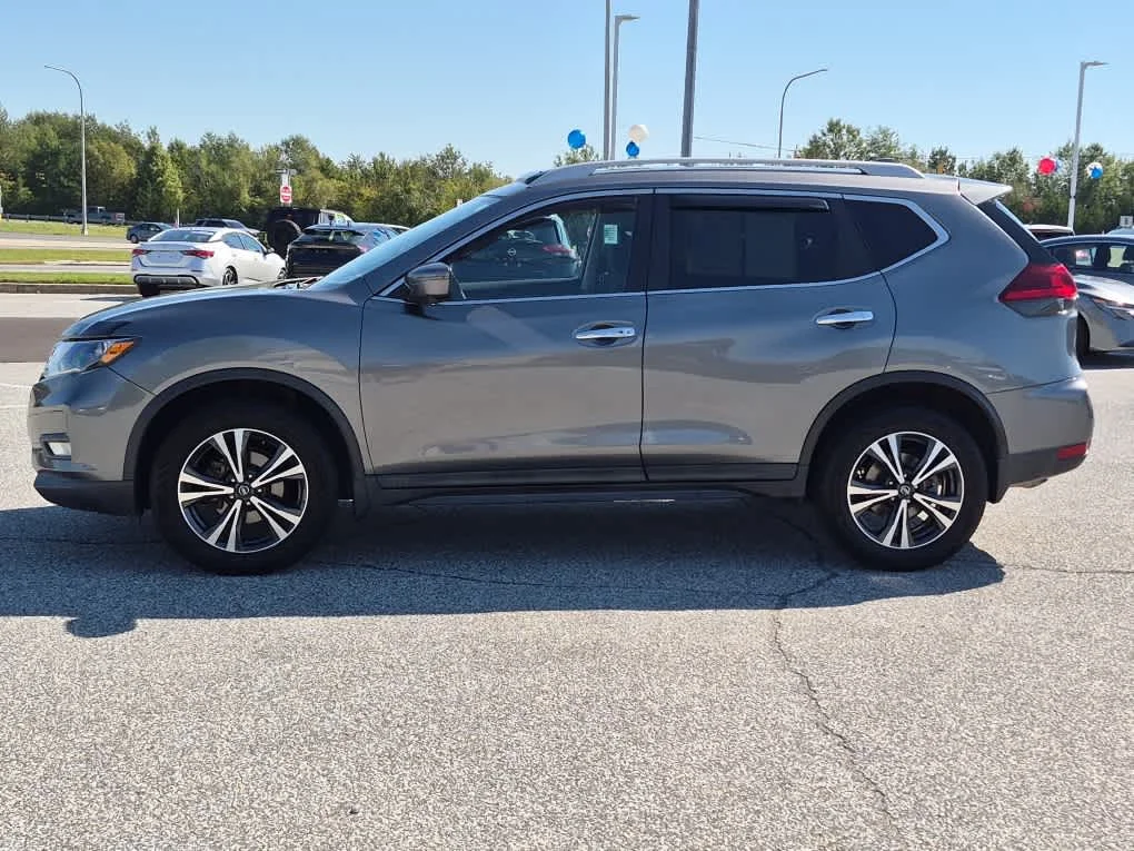 Used 2020 Gun Metallic Nissan SV image 5
