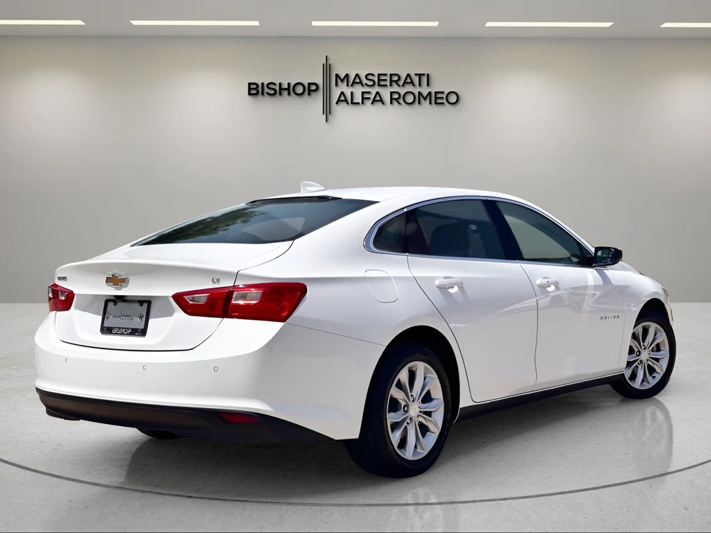 Used 2024 White Chevrolet LT image 5
