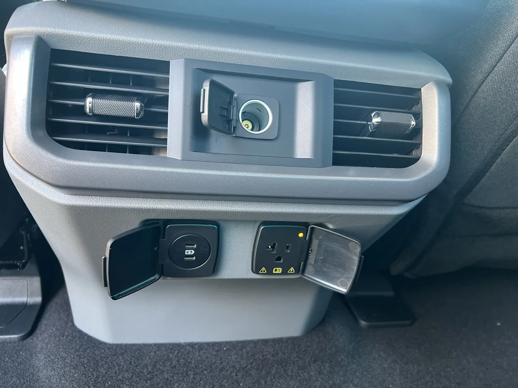 New 2026 Oxford White Ford XLT image 25