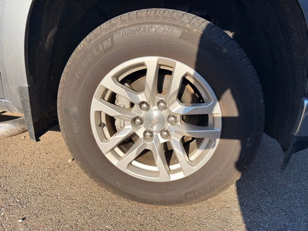 Used 2019 Gray Chevrolet LT image 11