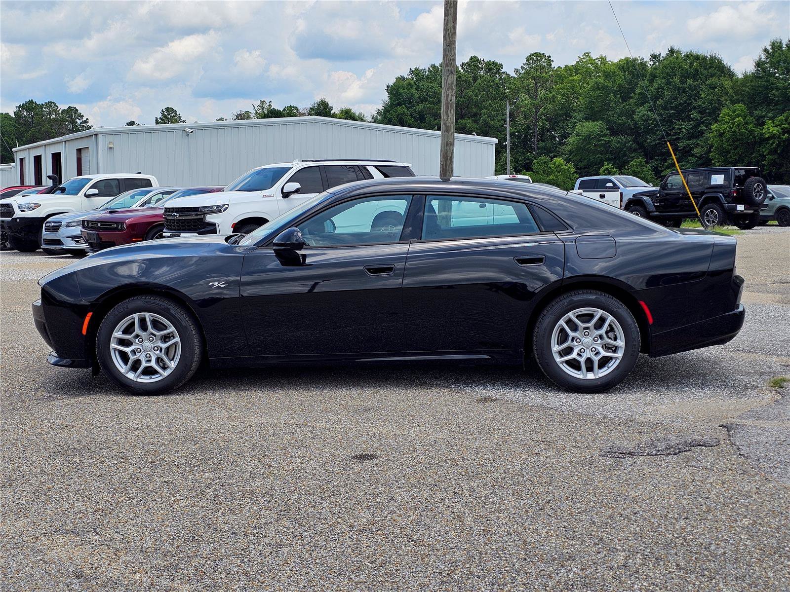 New 2026 Diamond Black Crystal Pearlcoat Dodge R/T image 13