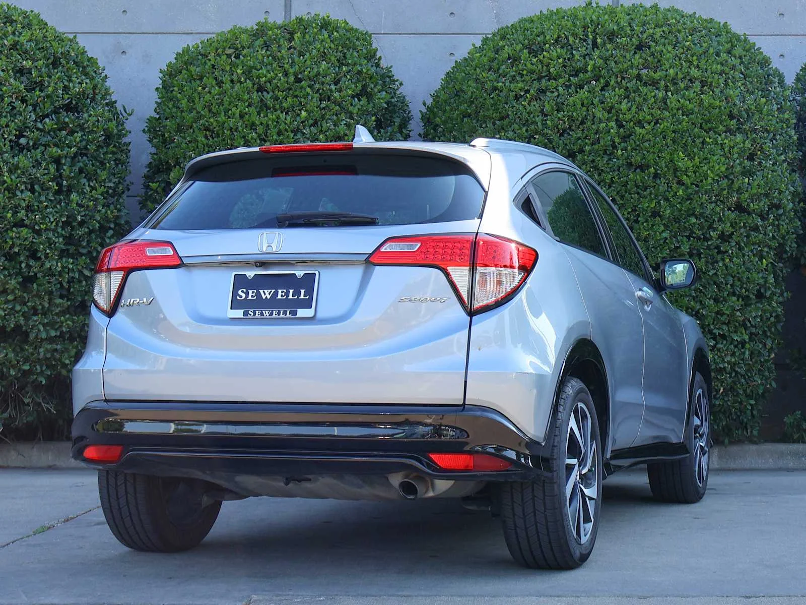 Used 2019 Lunar Silver Metallic Honda Sport image 11