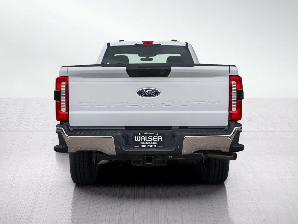 New 2026 Oxford White Ford F-350® XLT image 4
