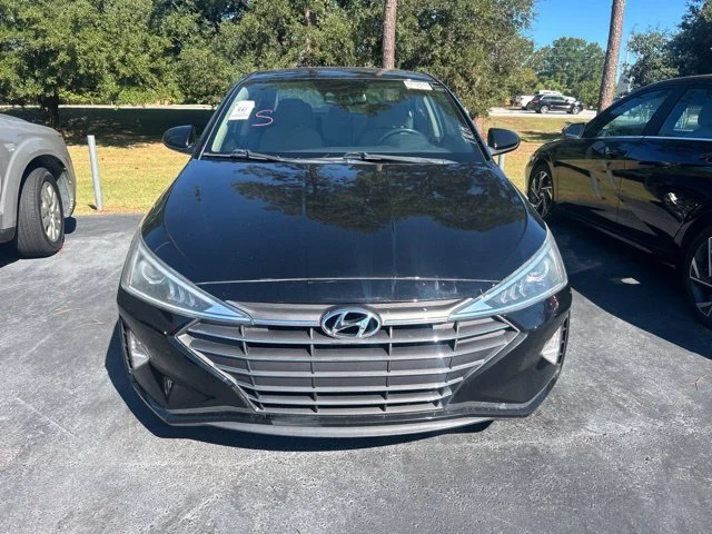 Used 2020 Black Hyundai Value Edition image 2
