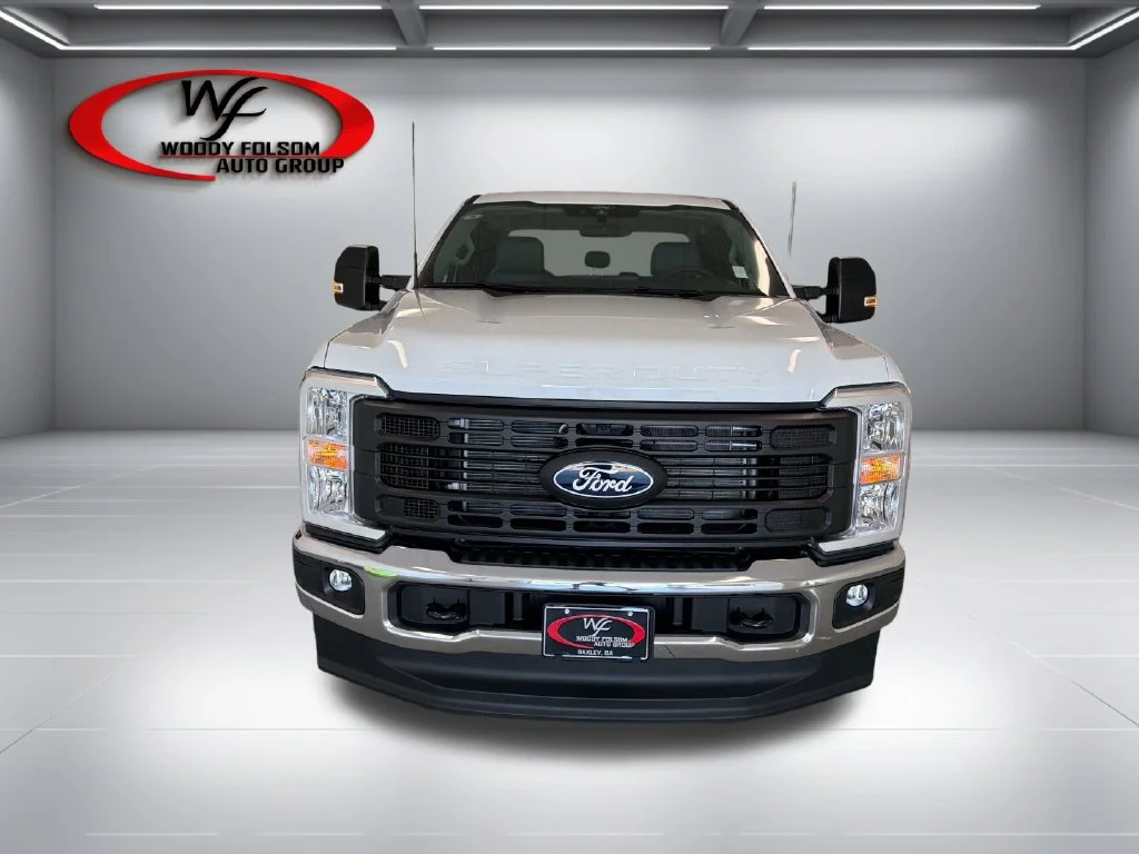 New 2027 White Ford XL image 2