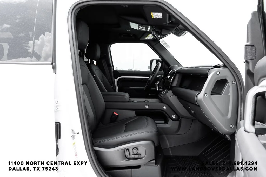 New 2026 Fuji White Land Rover S image 40
