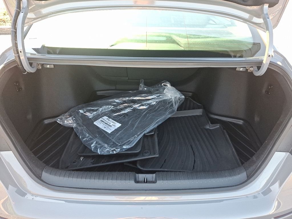 Certified Used 2025 Urban Gray Pearl Honda HYBRID EX-L image 32