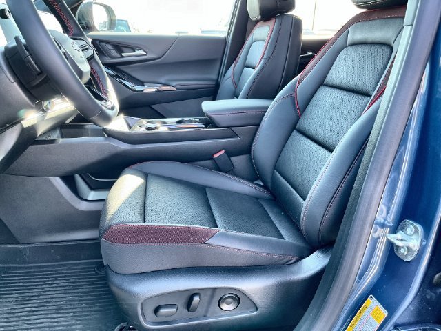 2027 Chevrolet Equinox photo 21 of 42