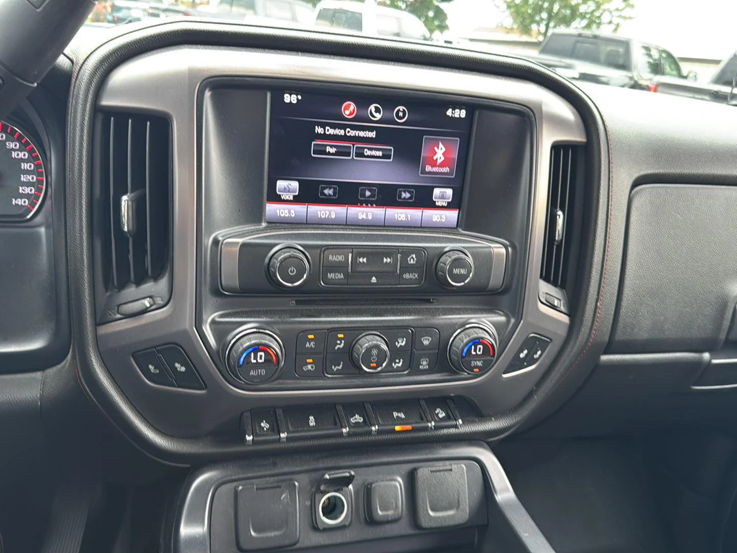Used 2015 Onyx Black GMC SLT image 2