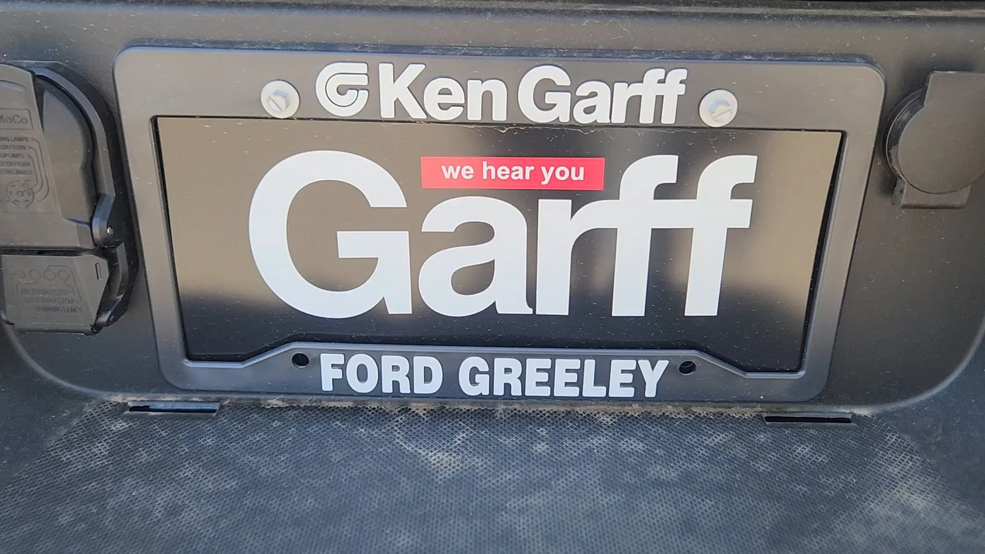 New 2026 Carbonized Gray Metallic Ford LARIAT image 42