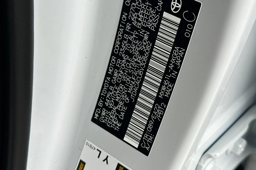 New 2027 Wind Chill Pearl <sup>1</sup> Toyota  XSE image 32