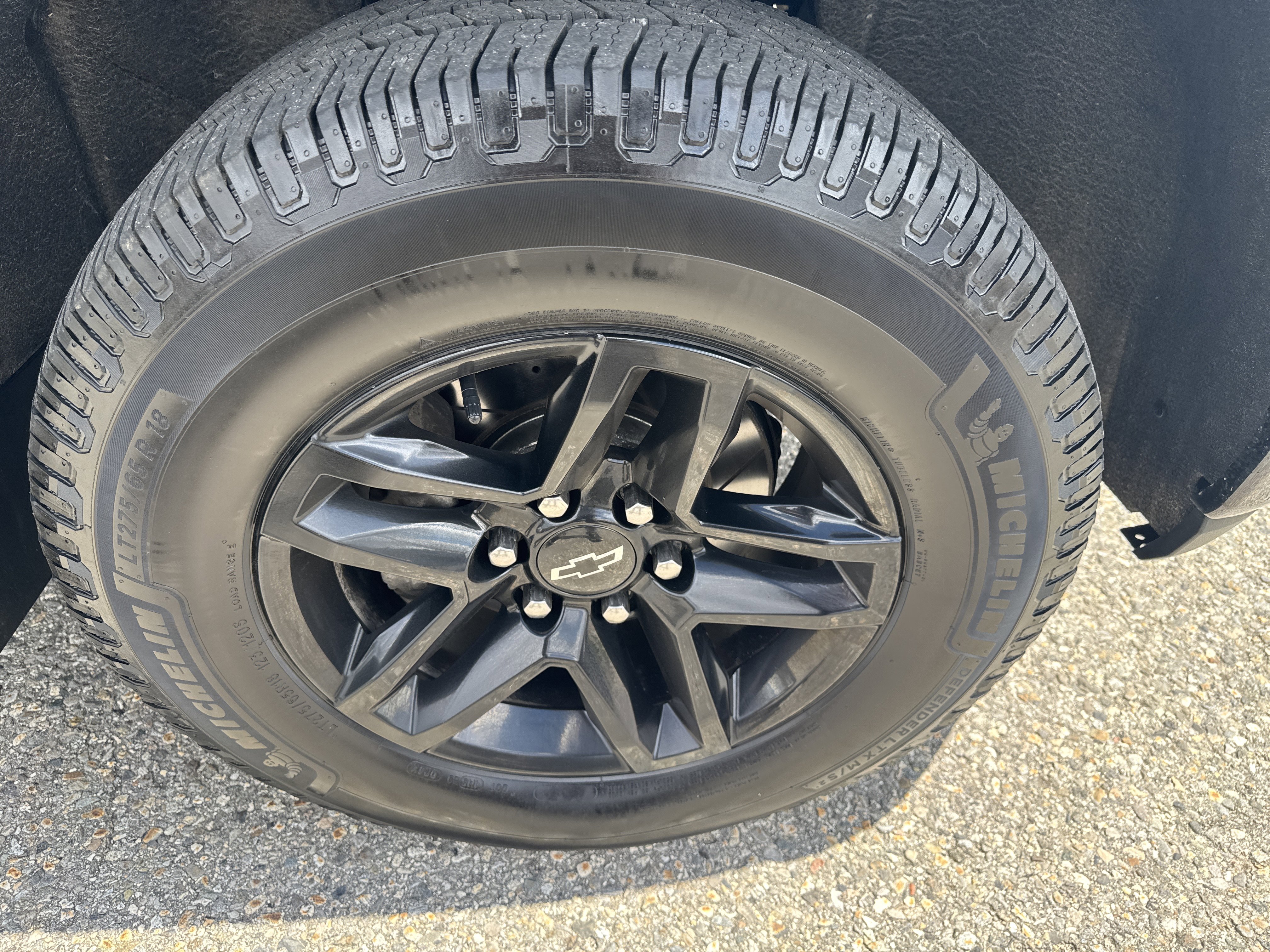 Used 2019 Silver Ice Metallic Chevrolet LT Trail Boss image 9