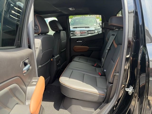 2026 GMC Canyon AT4 - Photo 11