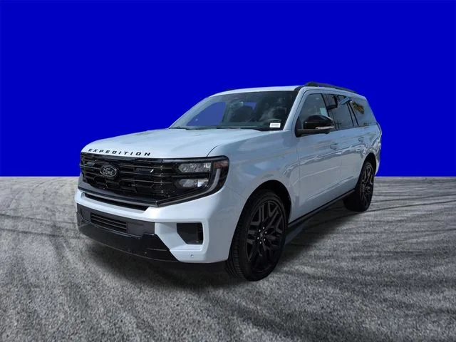 New 2026 Space Silver Metallic Ford Platinum® image 8