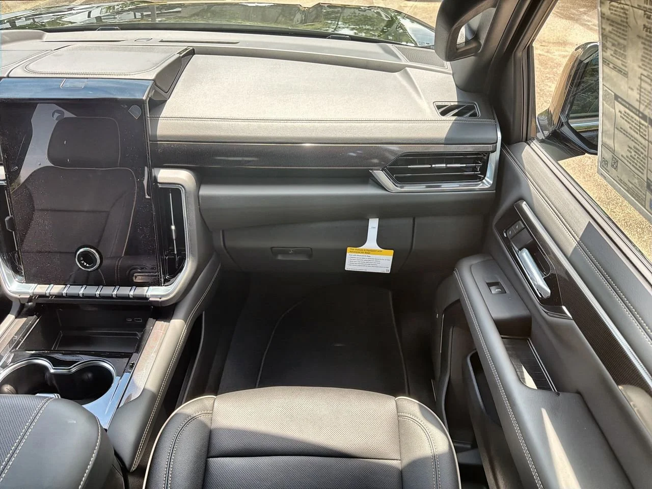 New 2026 Onyx Black GMC Elevation image 24