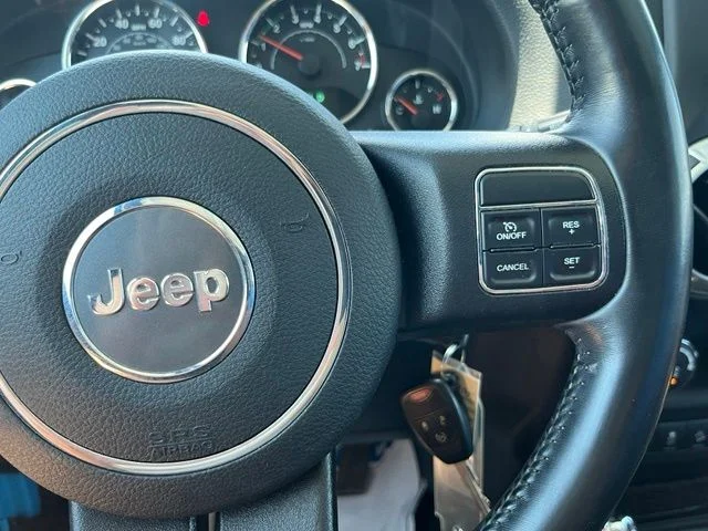 Used 2018 Blue Jeep Unlimited Rubicon image 31