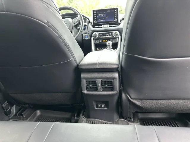 Used 2019 White Toyota XSE image 24