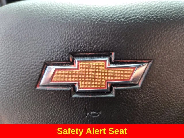 Used 2024 Summit White Chevrolet Premier image 32