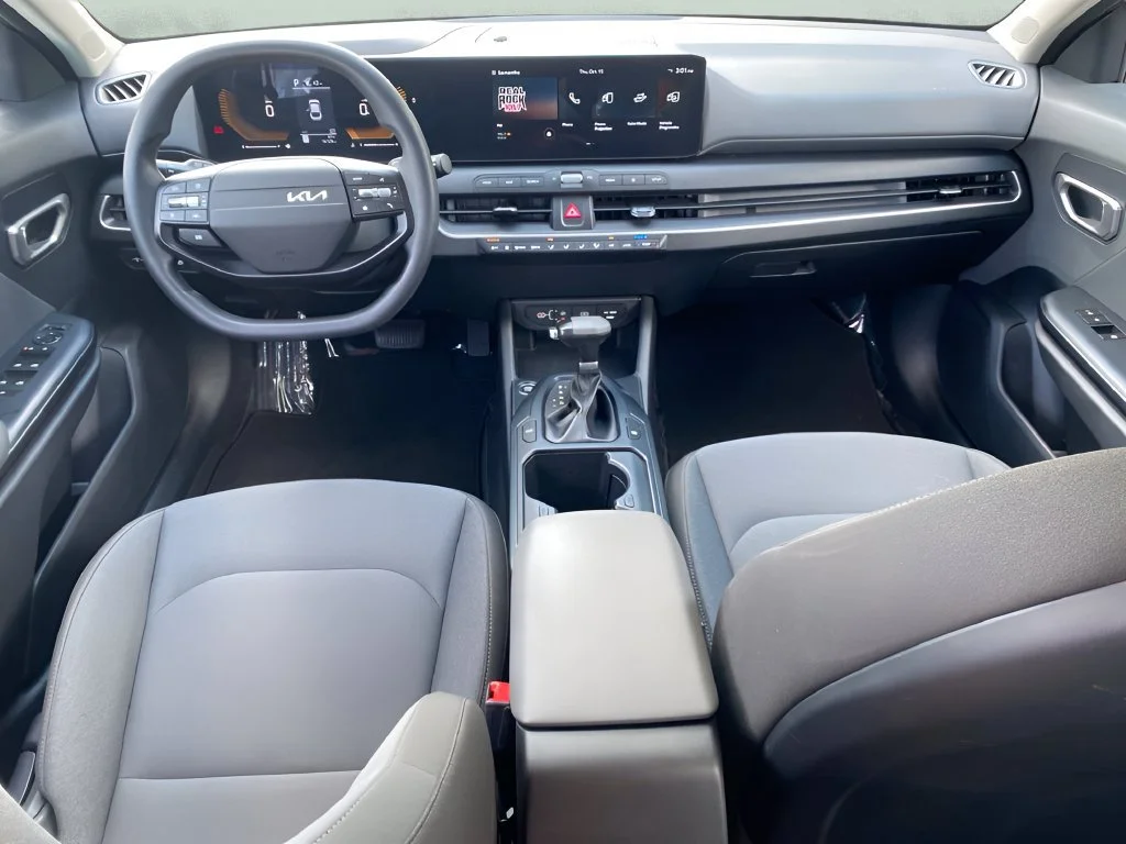 Used 2025 Gray Kia LXS image 10