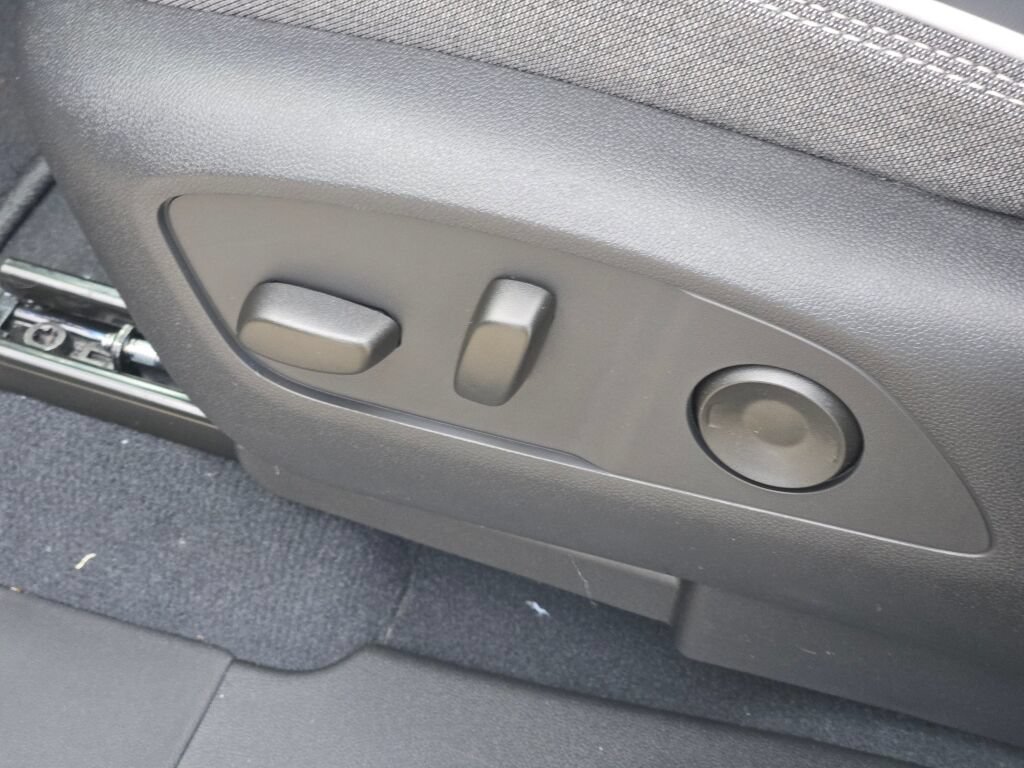 2026 GMC Sierra EV Elevation - Photo 26