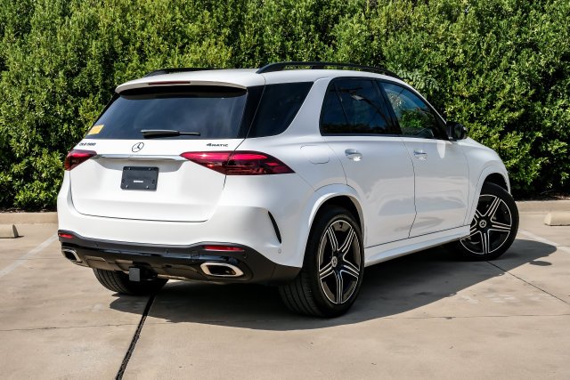Used 2024 White Mercedes-Benz GLE 580 image 9