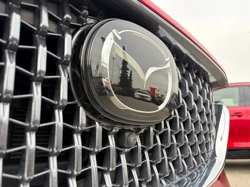 Used 2024 Soul Red Crystal Metallic Mazda Signature AWD at Signature Package. BOSE sound,Na image 4
