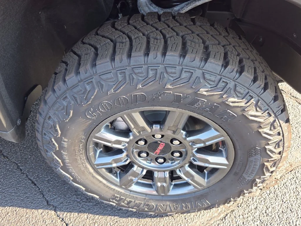 Used 2026 Summit White GMC AT4X image 25