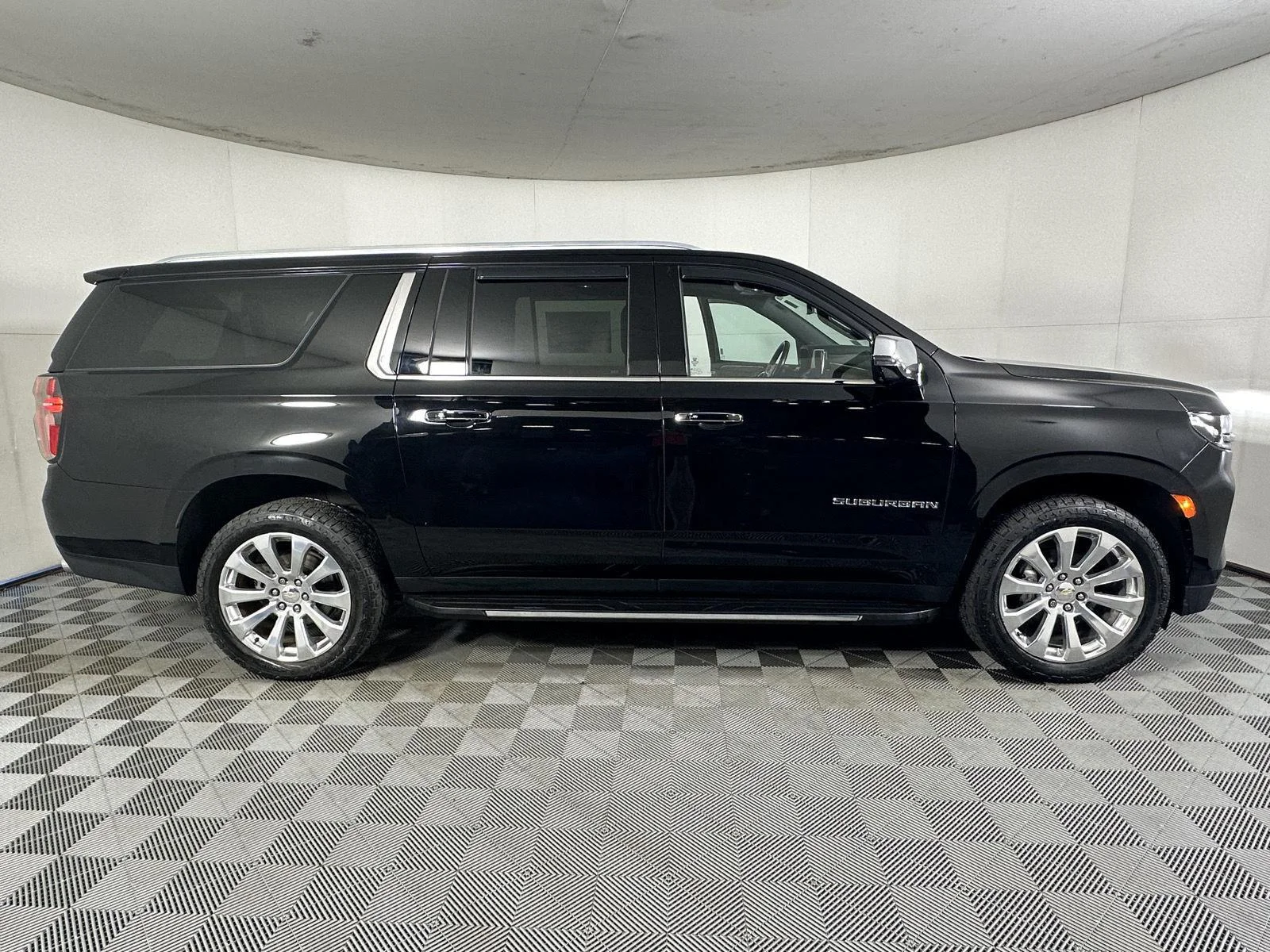 Used 2021 Black Chevrolet Premier image 16