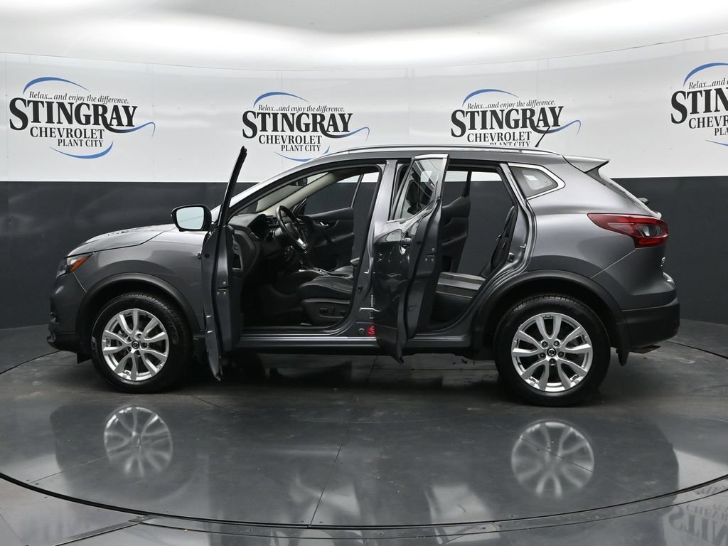 Used 2022 Gray Nissan SV FWD Xtronic CVT image 37
