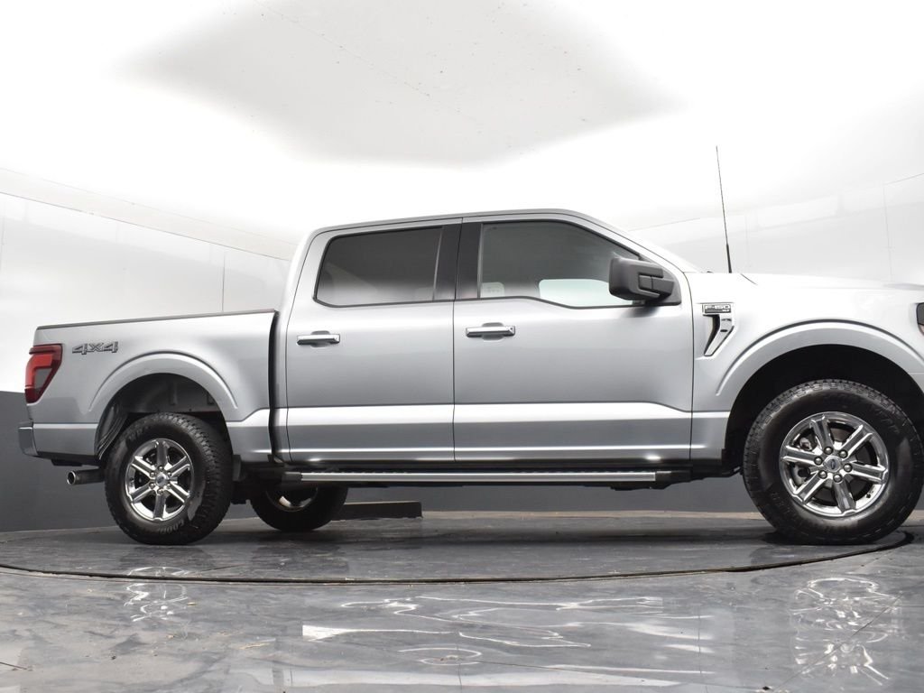 Used 2025 Silver Ford XLT image 23