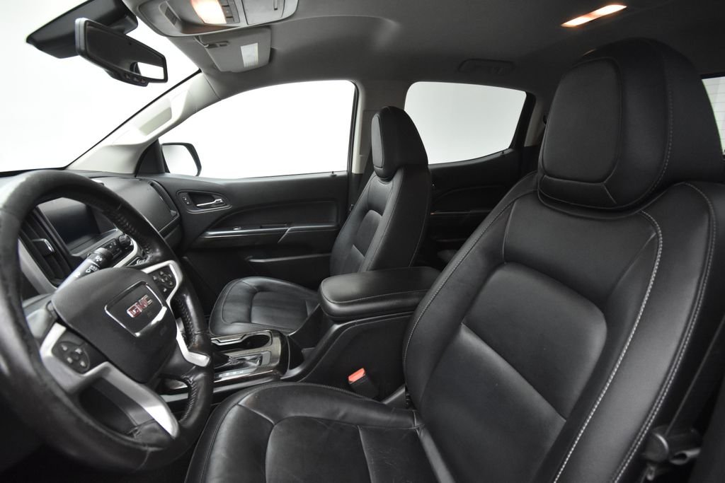 Used 2018 Gray GMC SLT image 11