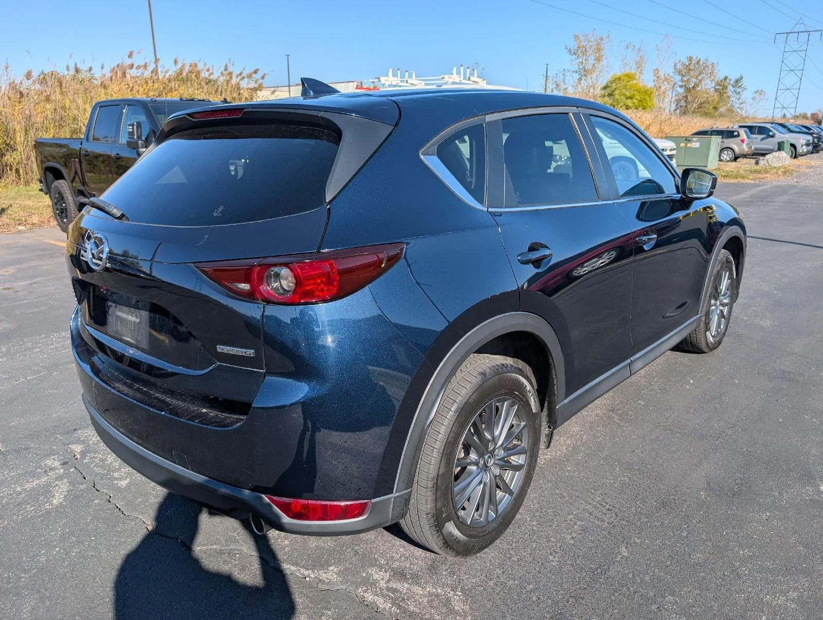 Used 2021  Mazda Touring image 7