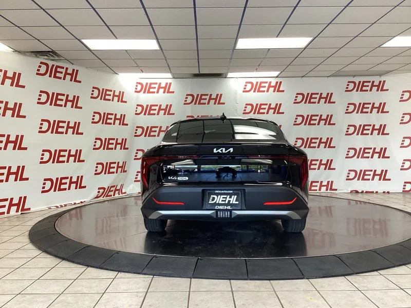 Used 2025 Black Kia LXS image 6