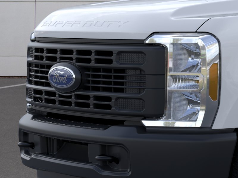 New 2026 Oxford White Ford F-350® XL image 17