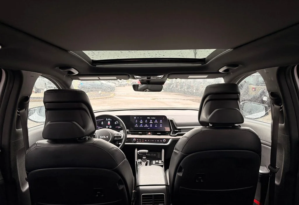 Used 2024 Glacial White Pearl Kia X-Line image 37