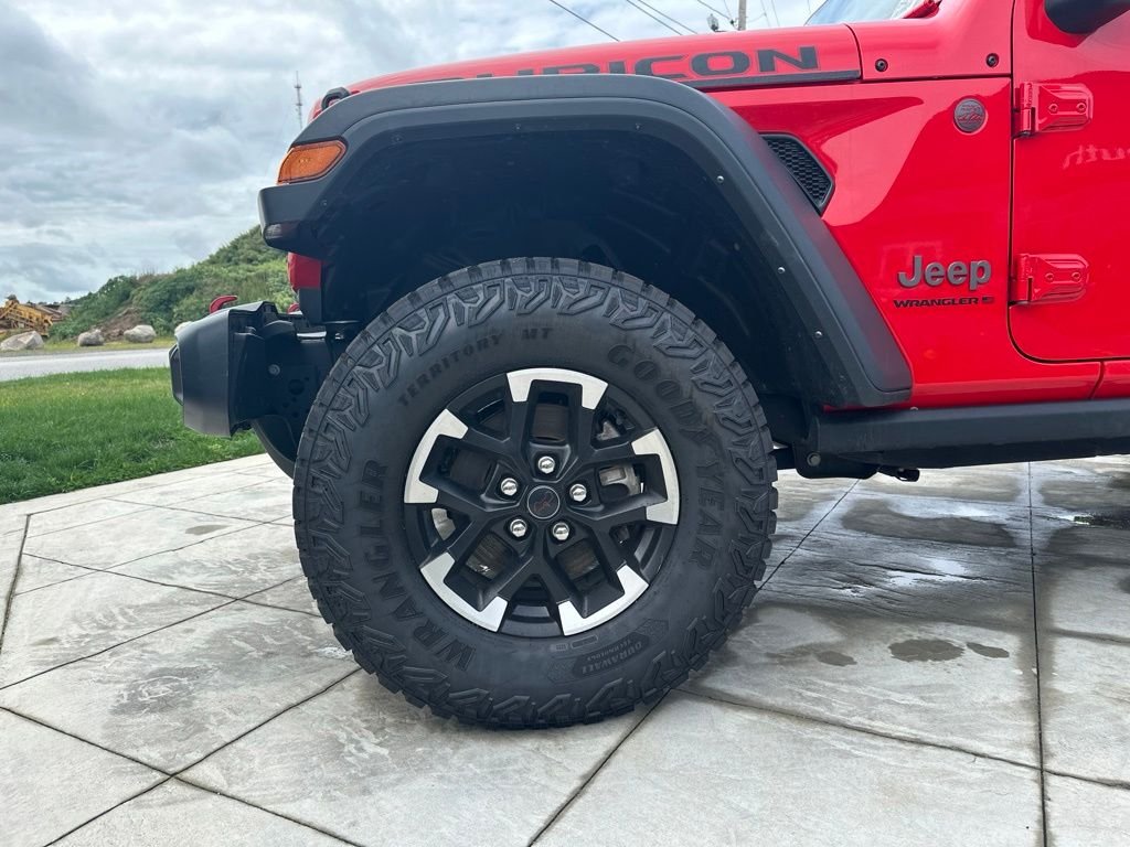 Used 2025 Red Jeep Rubicon image 7