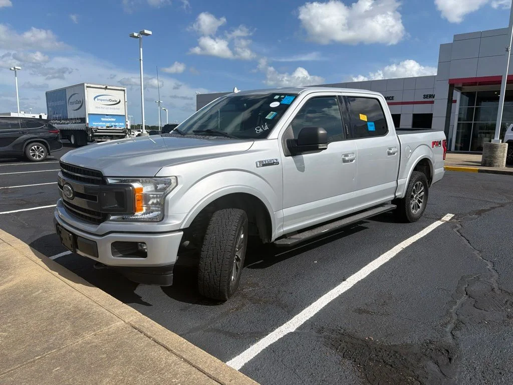 Used 2018 Silver Ford XLT image 1