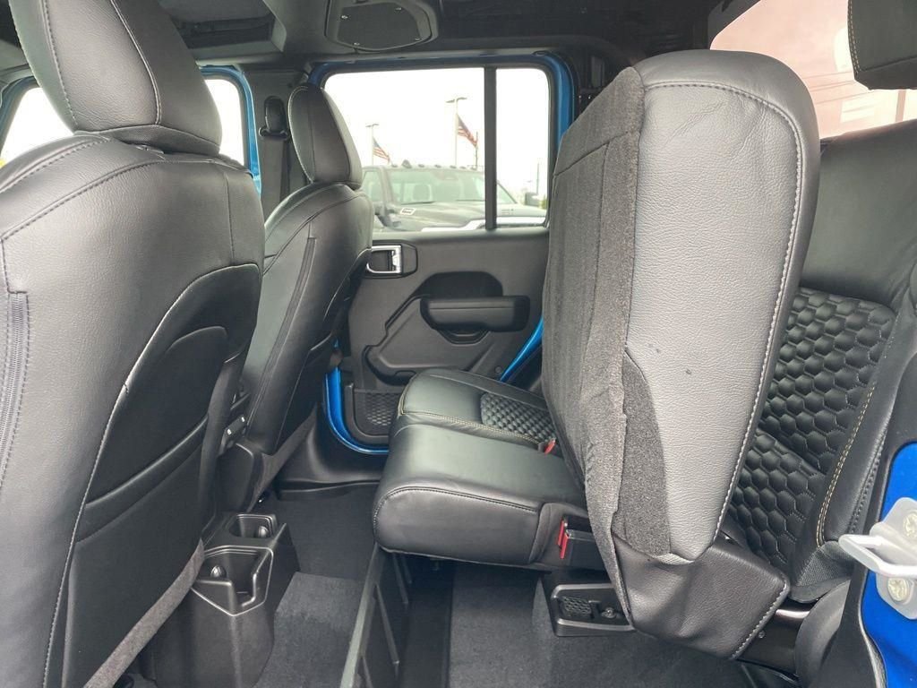 New 2026 Hydro Blue Pearlcoat Jeep Sport S image 32