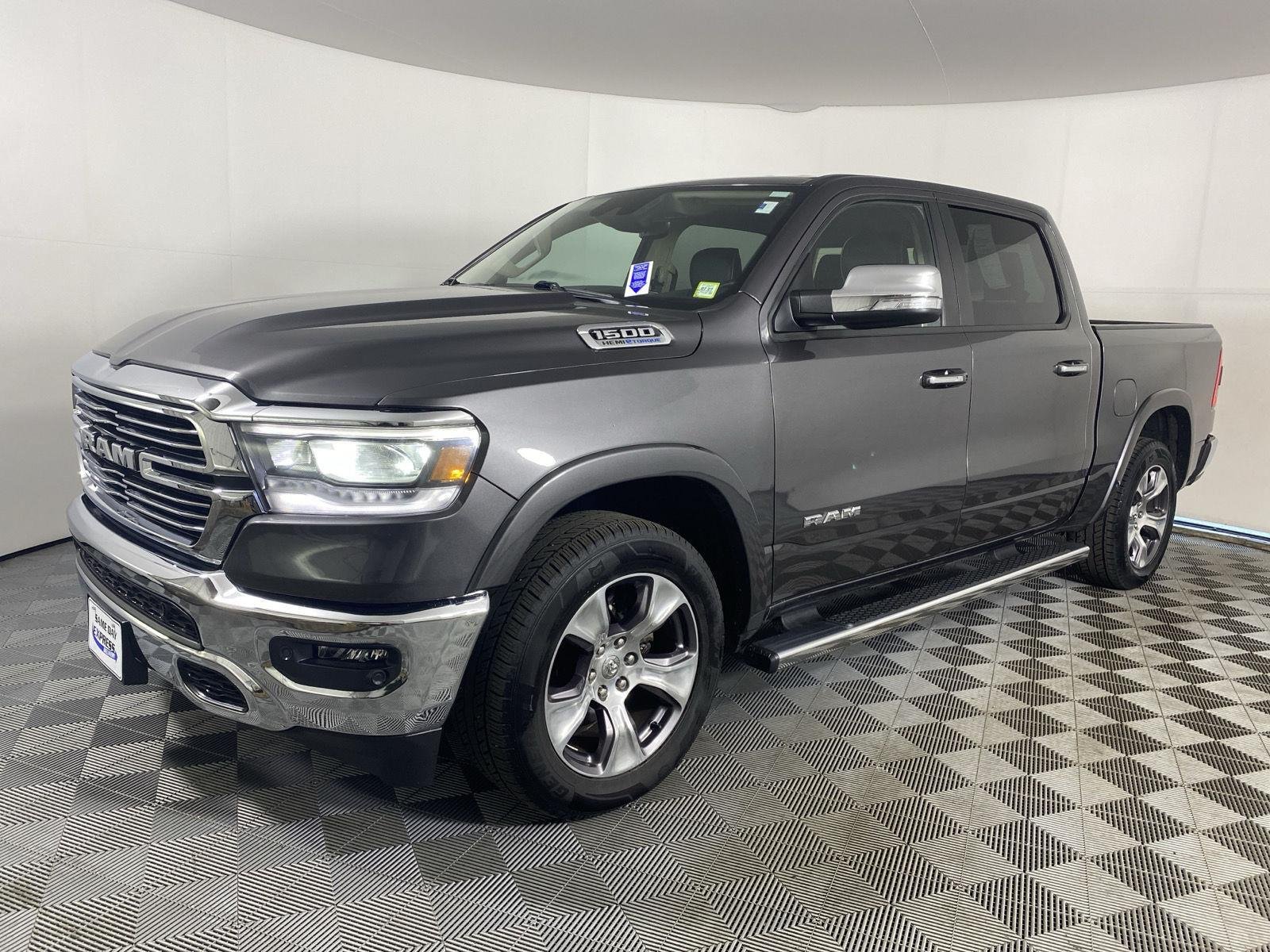 Used 2021 Granite Crystal Metallic Clearcoat Ram Laramie image 10