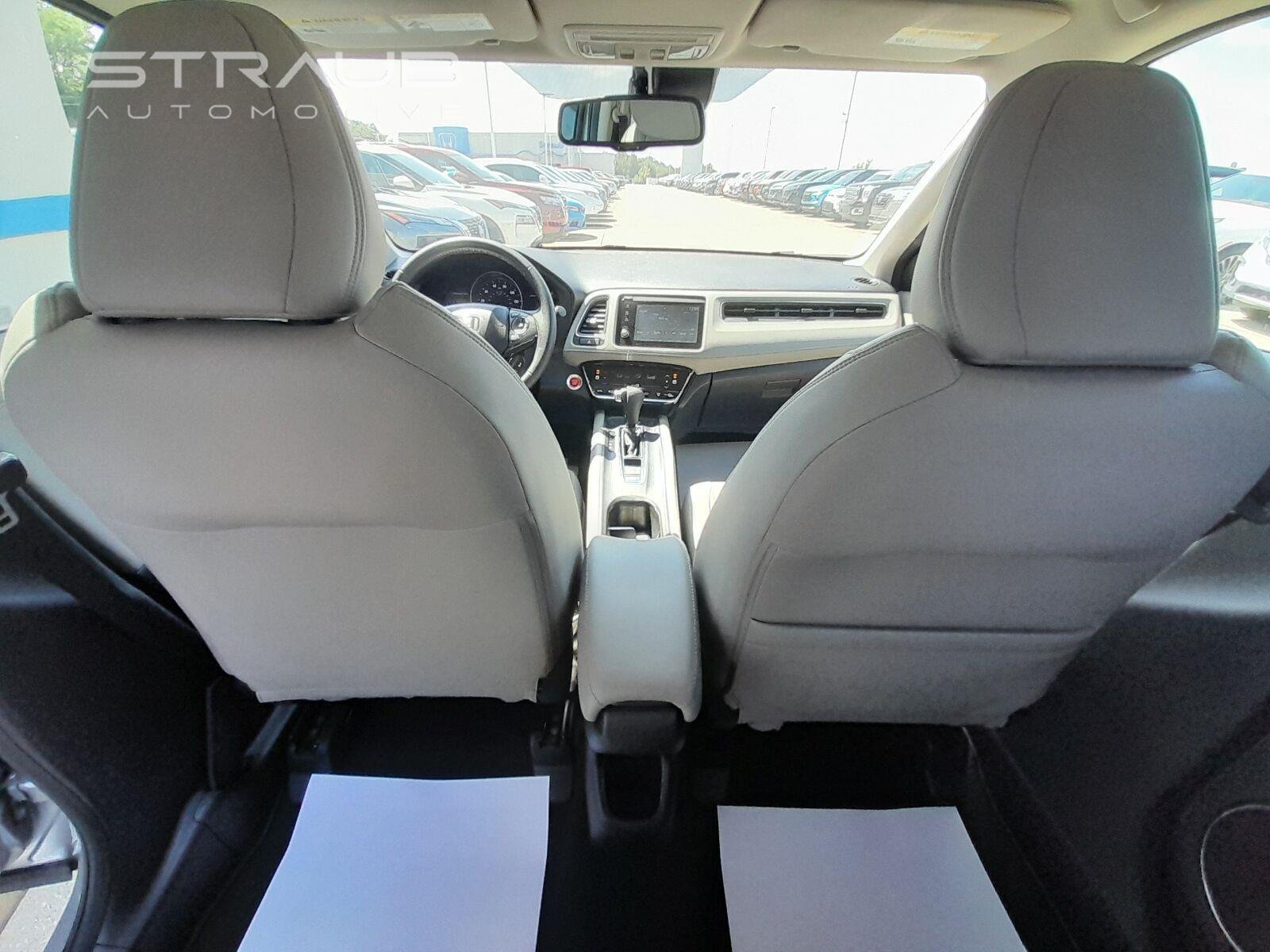 Used 2019 Lunar Silver Metallic Honda EX-L image 38