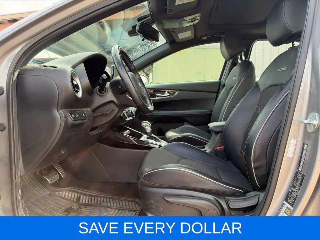 Used 2023 Gray Kia GT-Line image 8