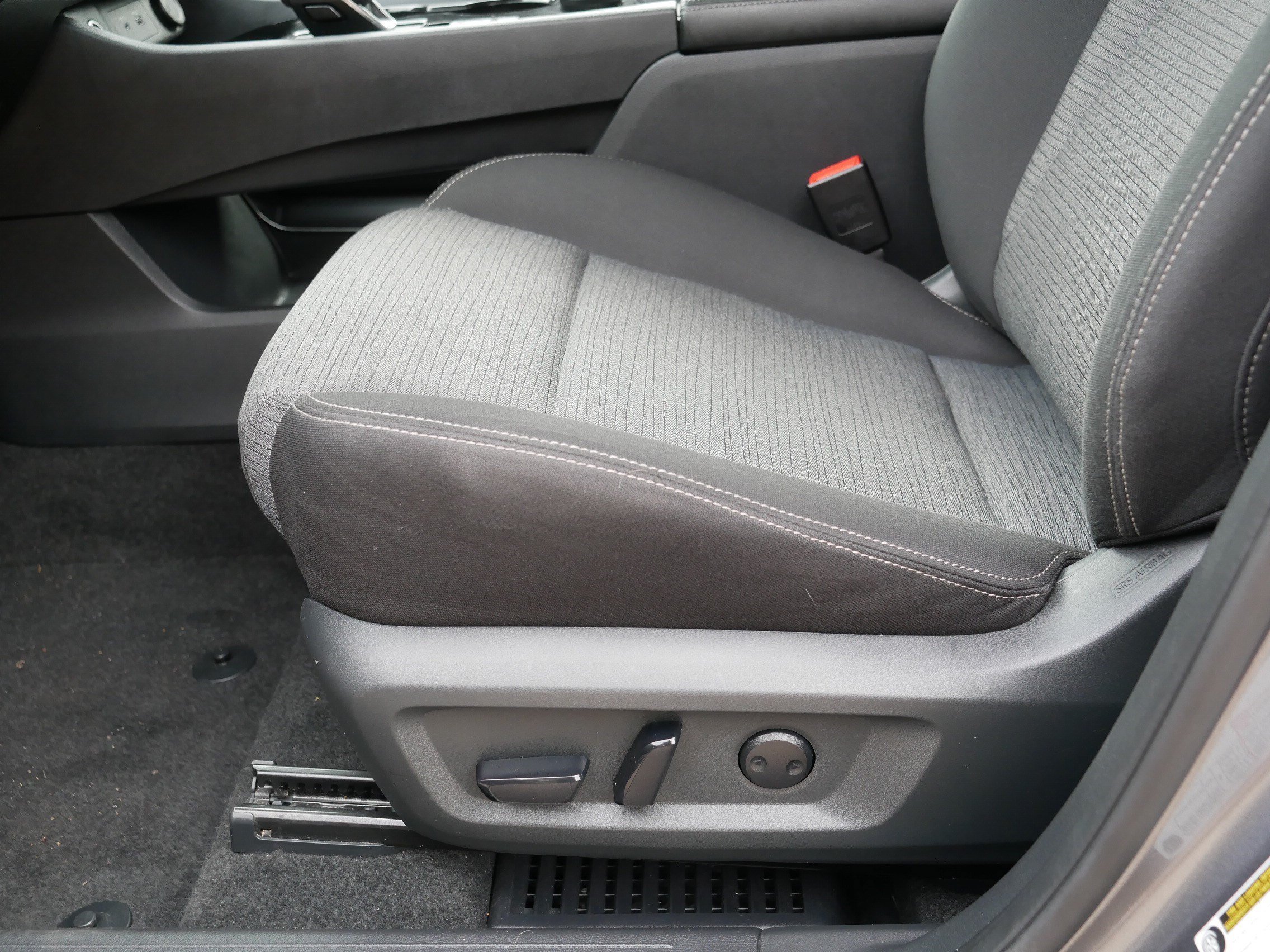 Certified Used 2023 Gun Metallic Nissan SV image 20