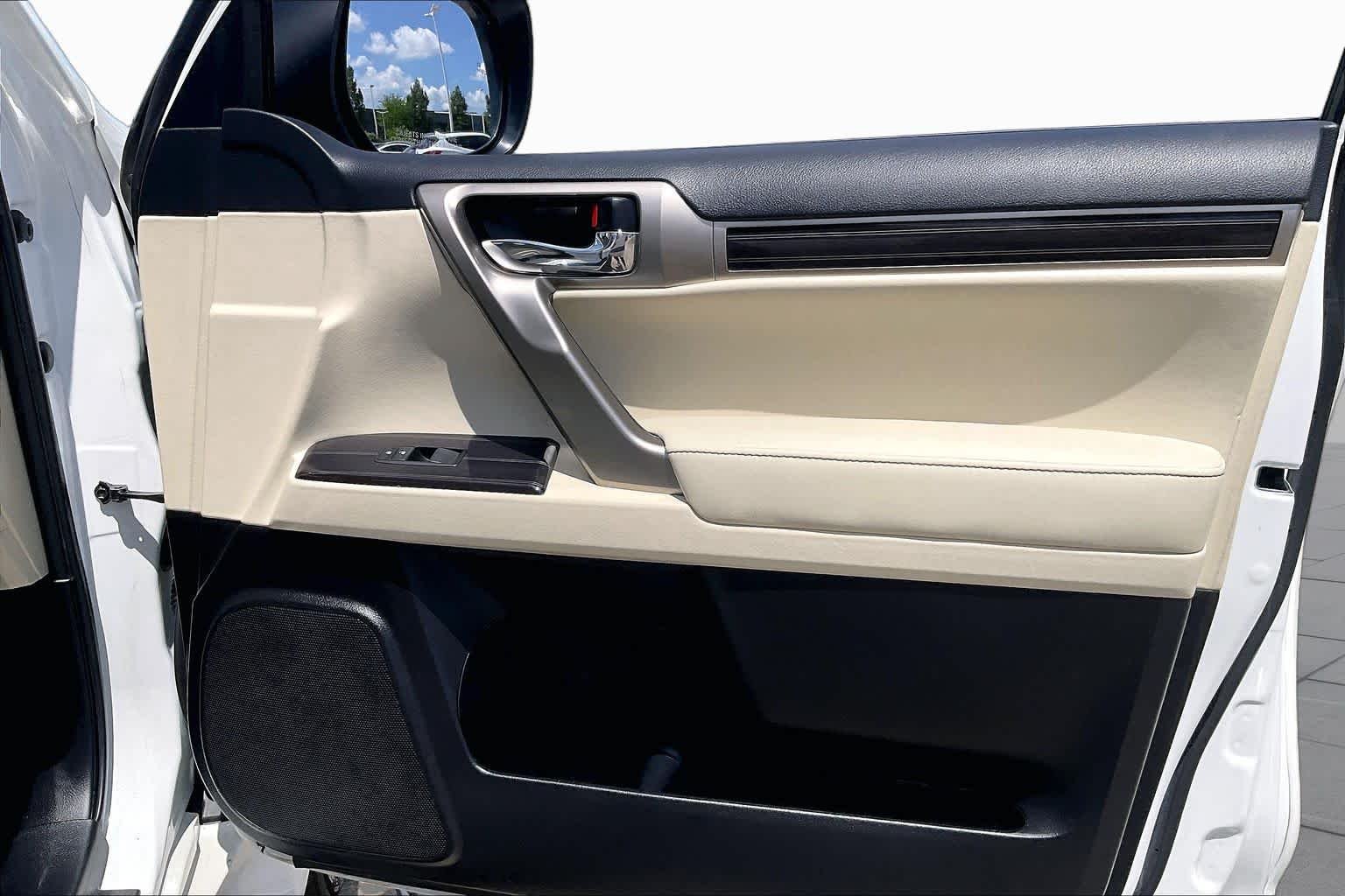 Used 2021 Starfire Pearl Lexus Premium image 20