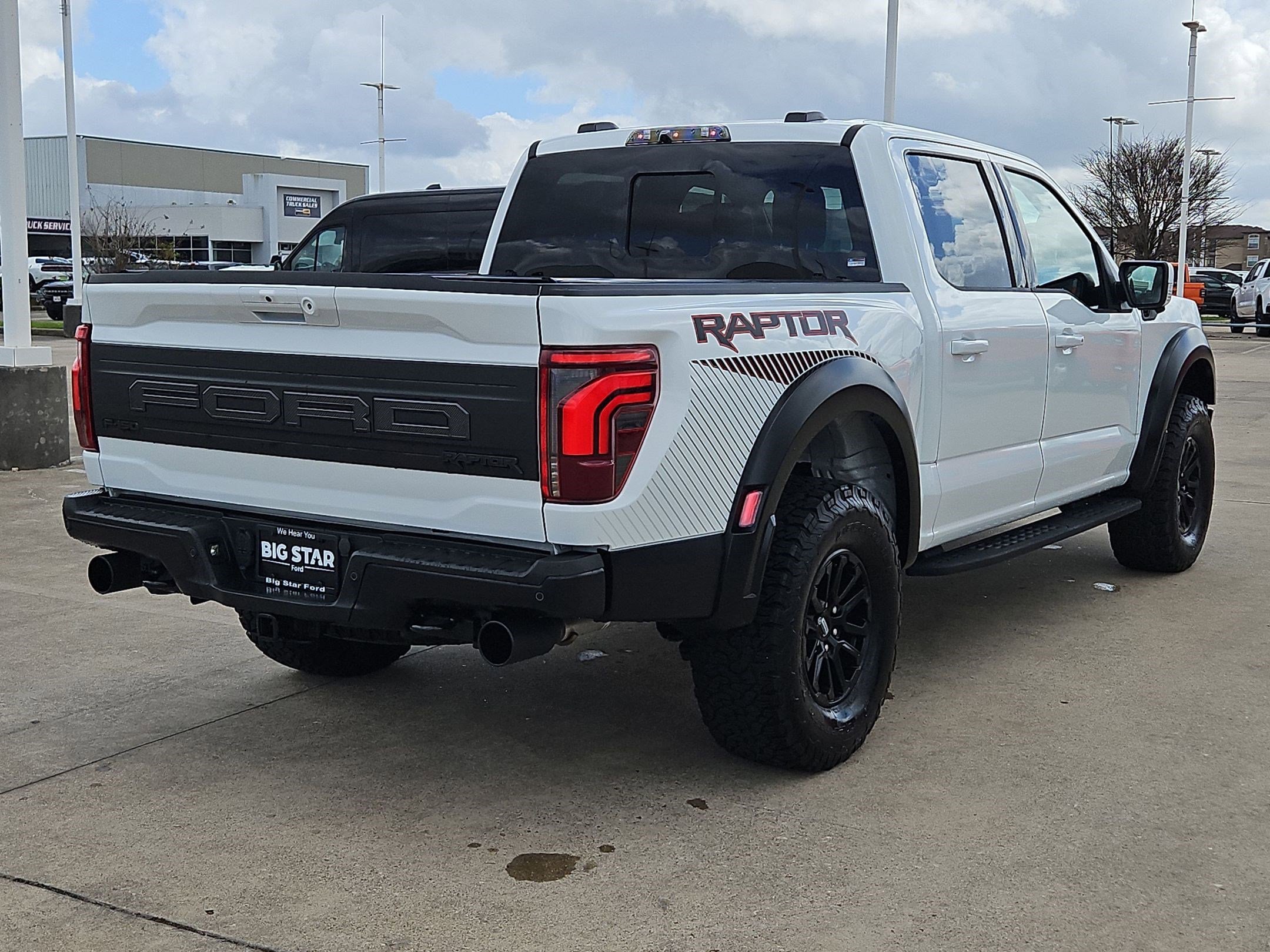 Used 2025 Oxford White Ford Raptor image 3