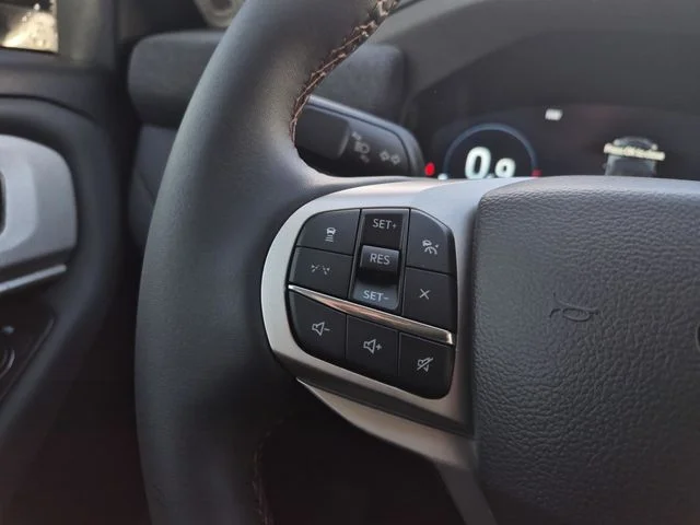 2026 Ford Explorer Active - Photo 16